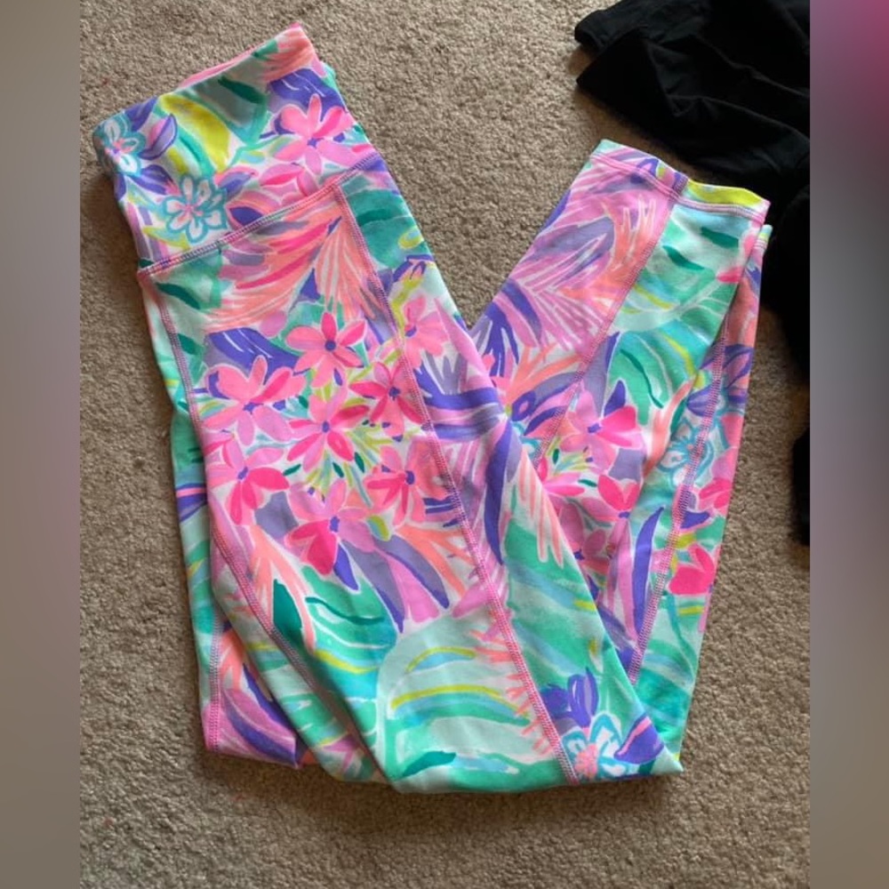 NWT High Rise Legging in It Was All A Dream